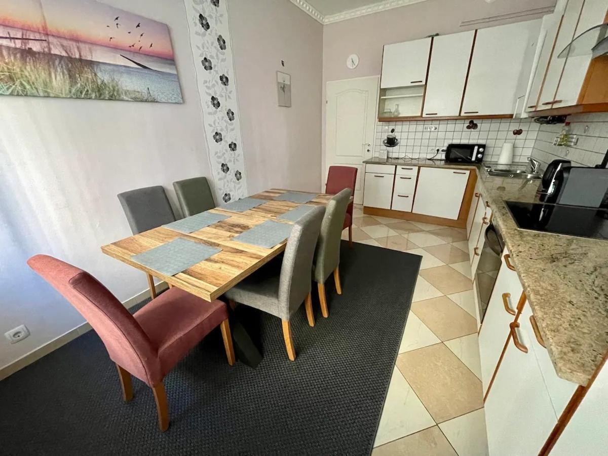 Gemutliche Wohnung Mit Super Lage Vienna Exterior photo